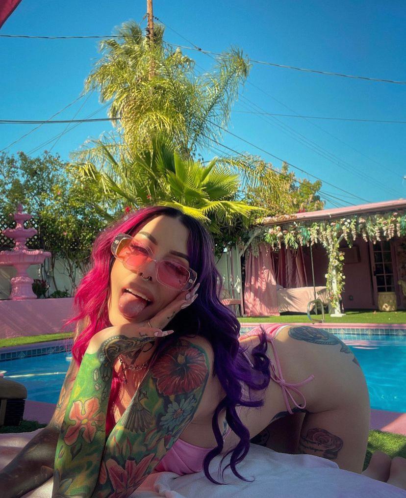 Available for hookup Available for hookup