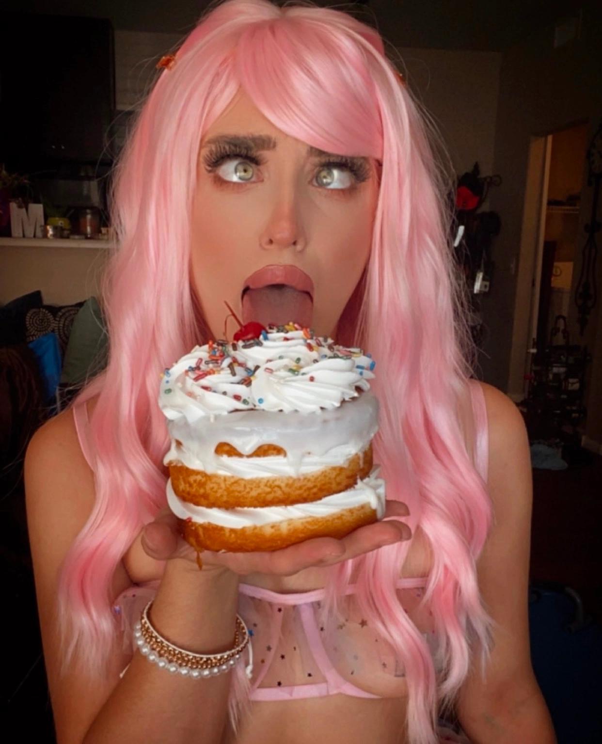 HOOKUP SEX π¦ππππ§π HOOKUP SEX π¦ππππ§π