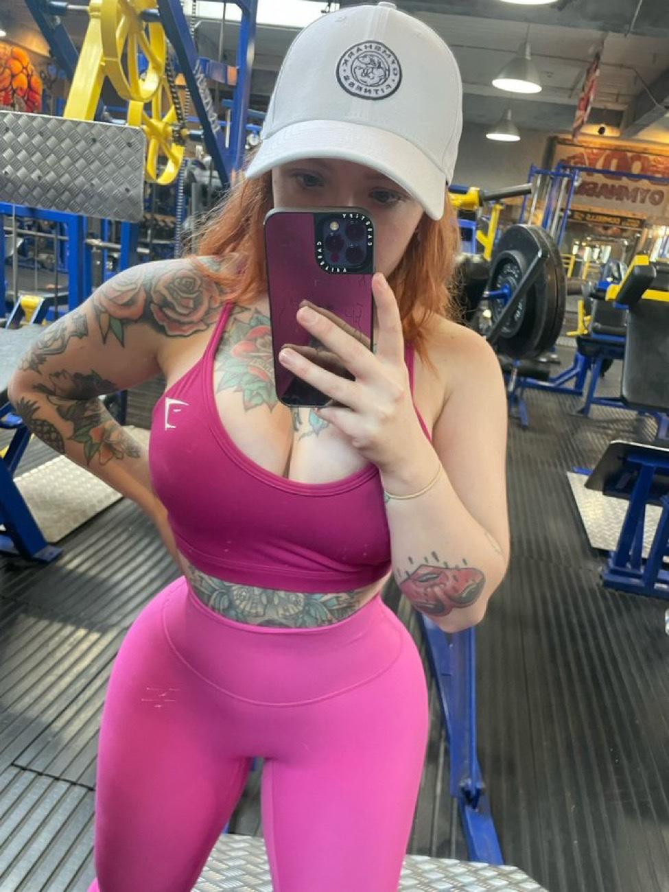 Escort available for hookup Escort available for hookup