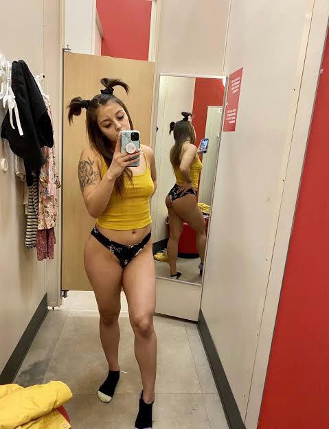 Are you horny and want a meet up text me on(848) 253-0252 or snap👻sandrac5944 Are you horny and want a meet up text me on(848) 253-0252 or snap👻sandrac5944