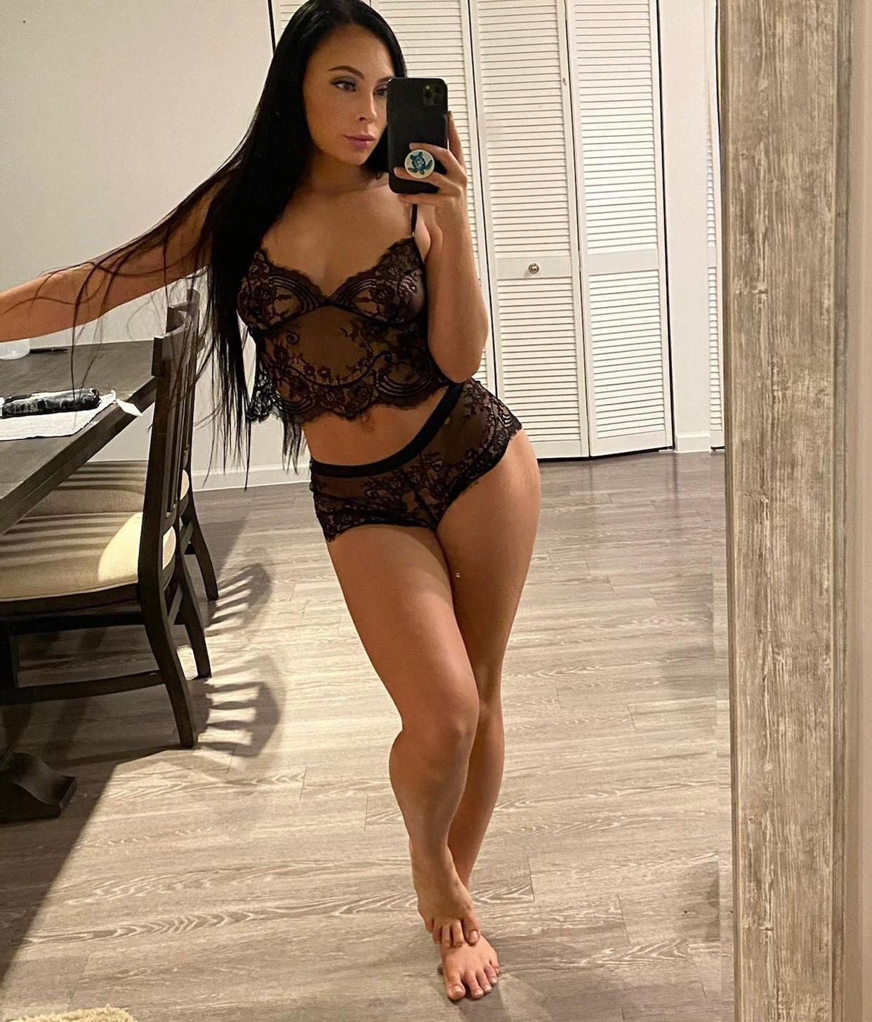 Sexy Betty Sexy Betty