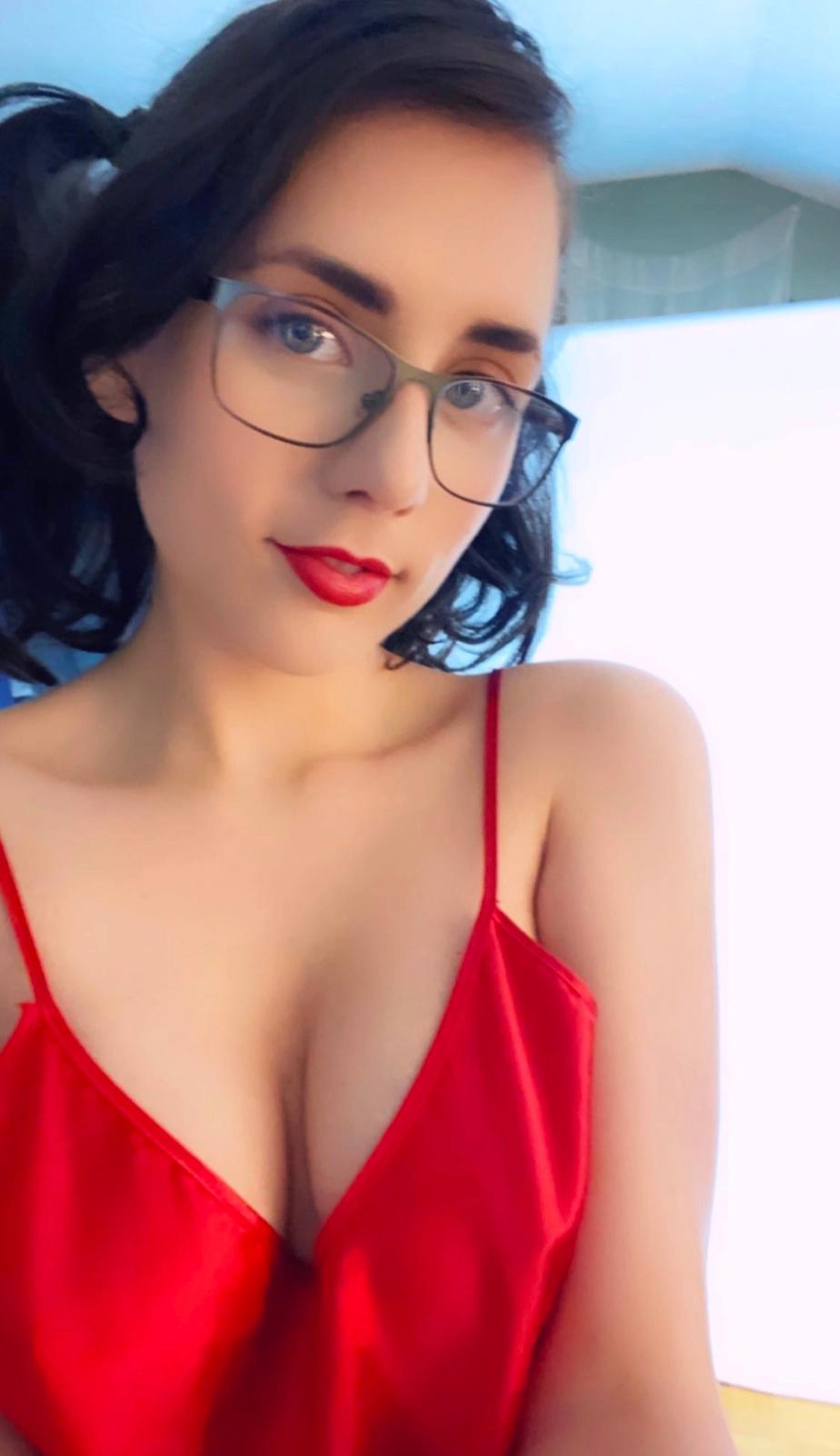 ADD ME ON SNAPCHAT: ( Lomeri2021 )Are you stressed and need Some hot reliever? T ADD ME ON SNAPCHAT: ( Lomeri2021 )Are you stressed and need Some hot reliever? T