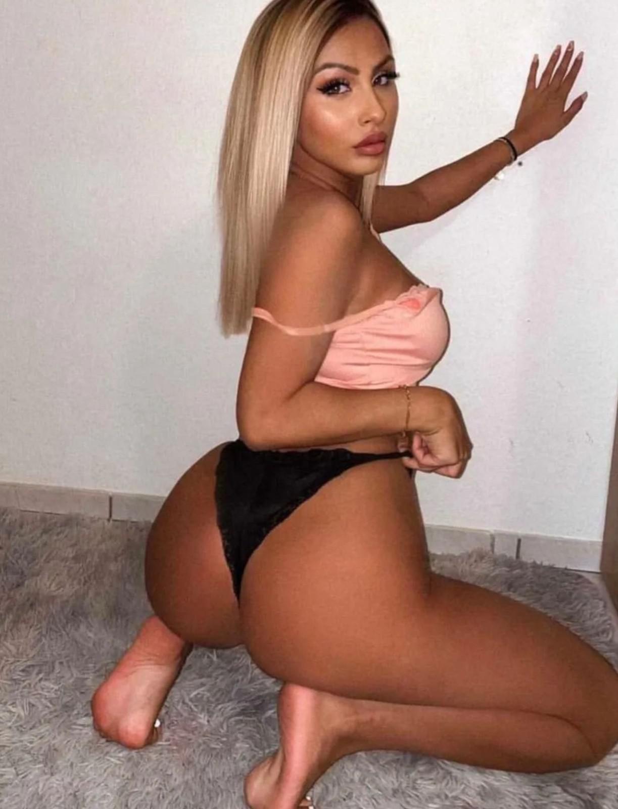 Am available for Hookup both incall and outcall.. 8042037462 Am available for Hookup both incall and outcall.. 8042037462