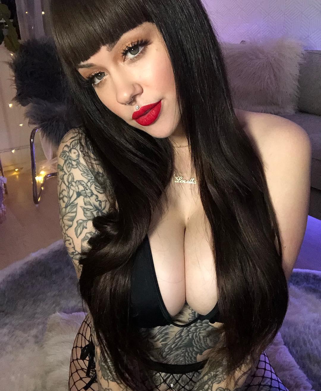 AM AVAILABLE FOR HOOK UP SEX AM AVAILABLE FOR HOOK UP SEX