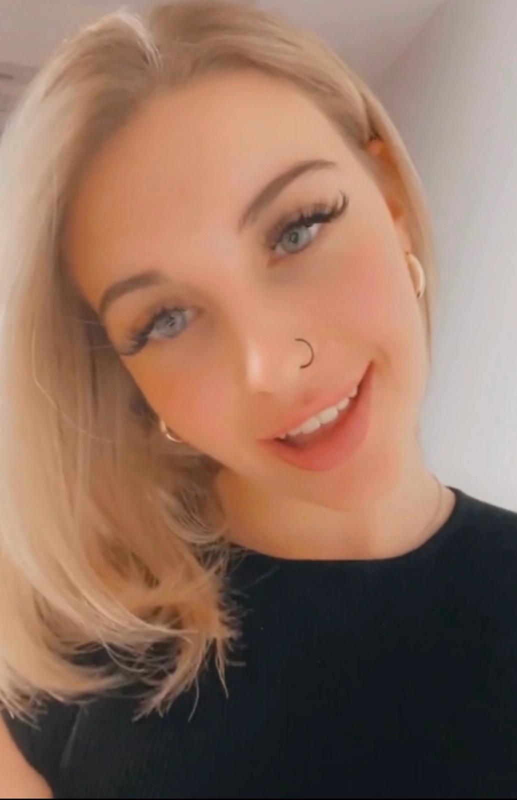 WET PUSSY💦💦💦YOU HORNY🍆🍆🍆SNAP👻 lauren_karlee24 WET PUSSY💦💦💦YOU HORNY🍆🍆🍆SNAP👻 lauren_karlee24