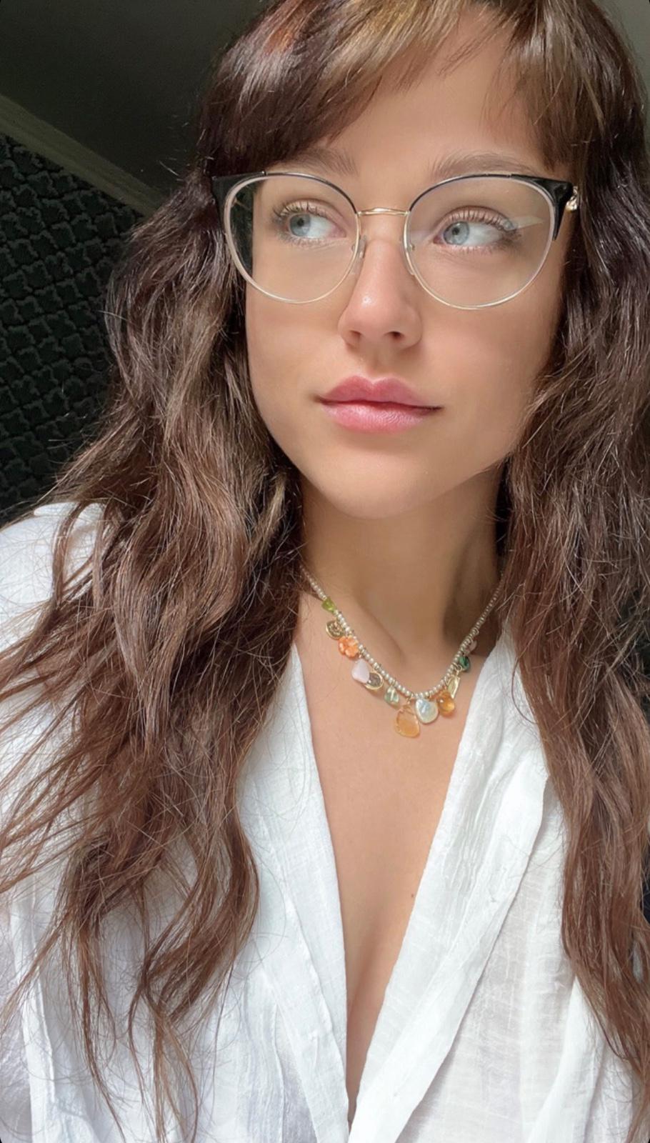 AVAILABLE FOR FUN 🌺❤️ AVAILABLE FOR FUN 🌺❤️