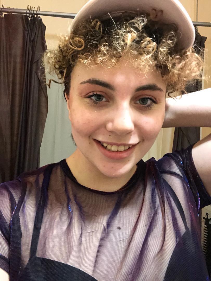 Escort available Escort available