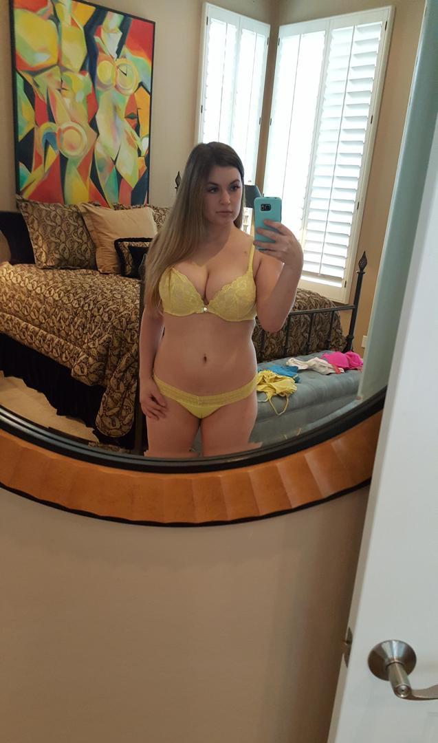 HOOKUP AVAILABLE…add me on snap Jessy_b54 OR text me via sms {7548002374} HOOKUP AVAILABLE…add me on snap Jessy_b54 OR text me via sms {7548002374}