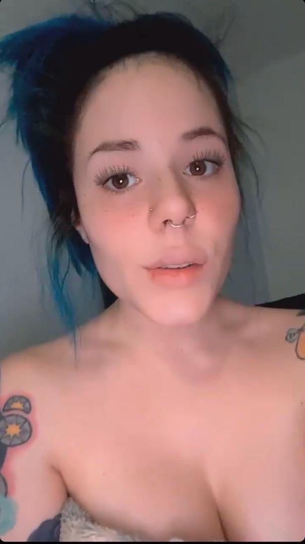 I’M HOT AND READY TO BE FUCKED🍆🍑💦🔥 I’M HOT AND READY TO BE FUCKED🍆🍑💦🔥