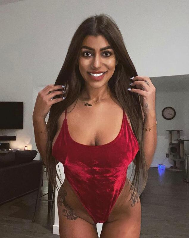 I’m Horny and Love squirting.Always available for all your sexual satisfactions I’m Horny and Love squirting.Always available for all your sexual satisfactions