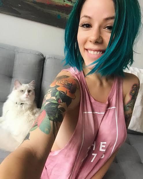 Hit me up for hookup Hit me up for hookup