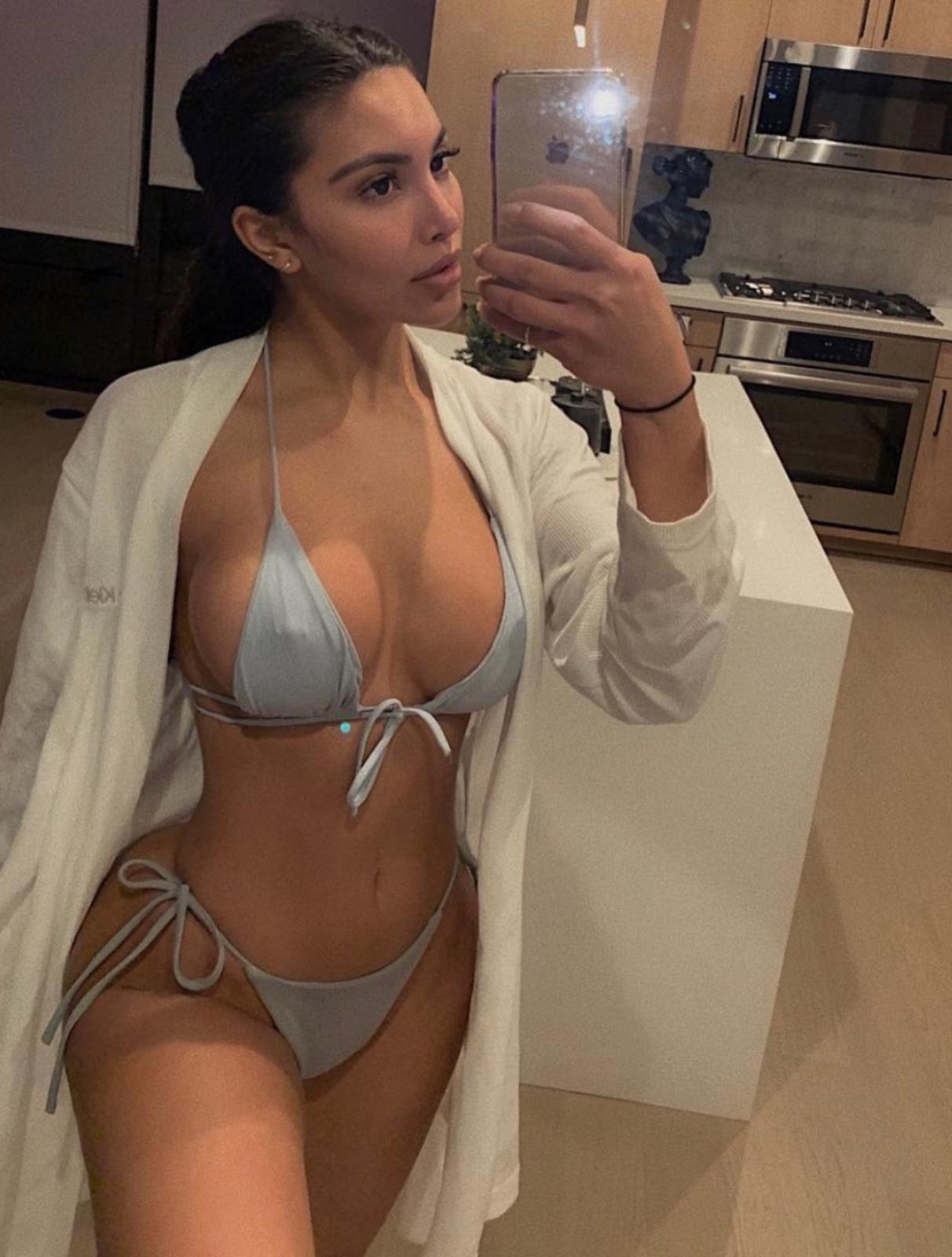 HMU for fun & naughty stuffs HMU on📱 +14199498815 or snap pweet21 HMU for fun & naughty stuffs HMU on📱 +14199498815 or snap pweet21