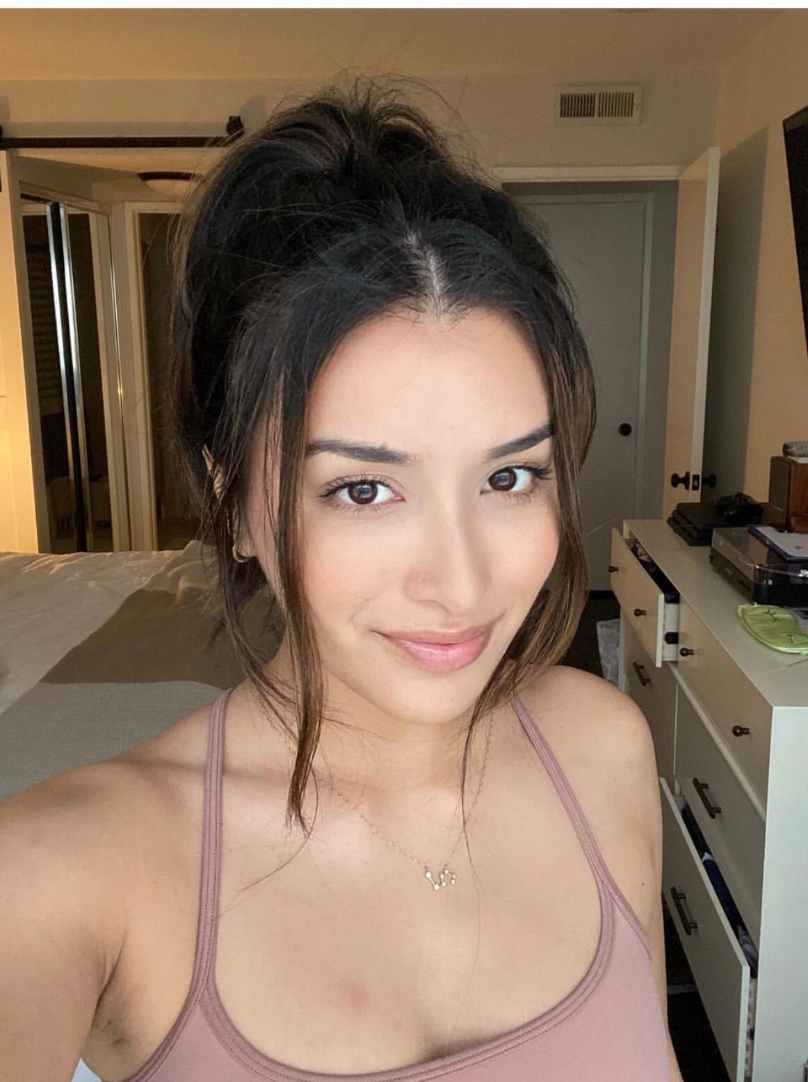 I'M AVAILABLE FOR BOTH INCALL AND OUTCALL SERVICE I'M AVAILABLE FOR BOTH INCALL AND OUTCALL SERVICE