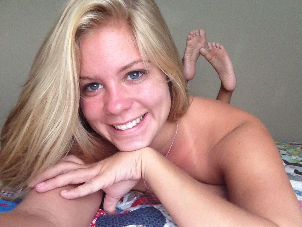 FEMALE ESCORT READY FOR HOOK UP ππ¦π
 FEMALE ESCORT READY FOR HOOK UP ππ¦π