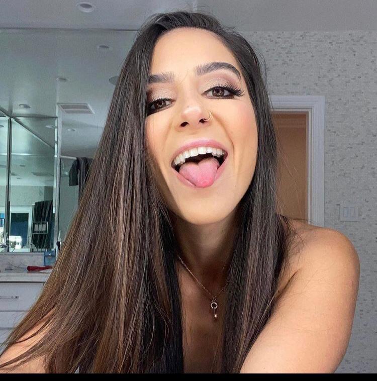 Looking for an amazing tim or perhaps something sensual and kinky? Looking for an amazing tim or perhaps something sensual and kinky?