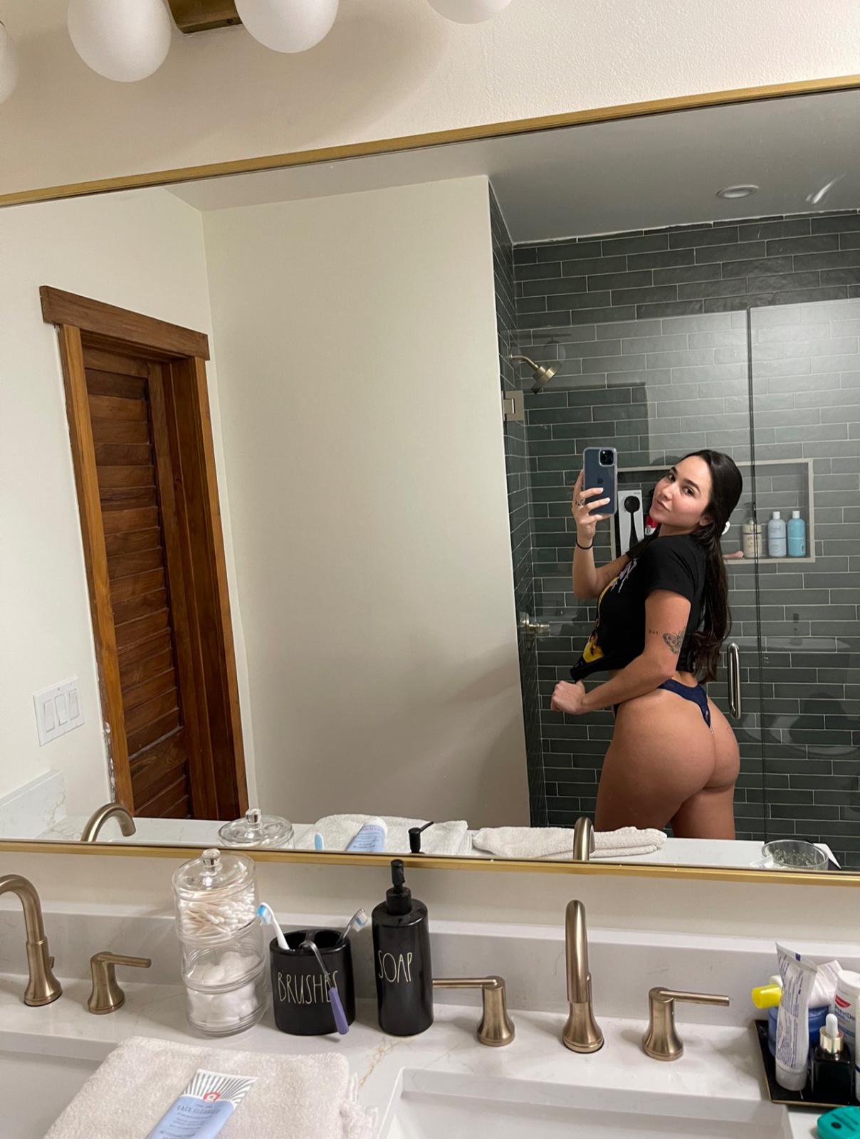 I’m down to have fun 🍆add my snap iswizzy2020 I’m down to have fun 🍆add my snap iswizzy2020