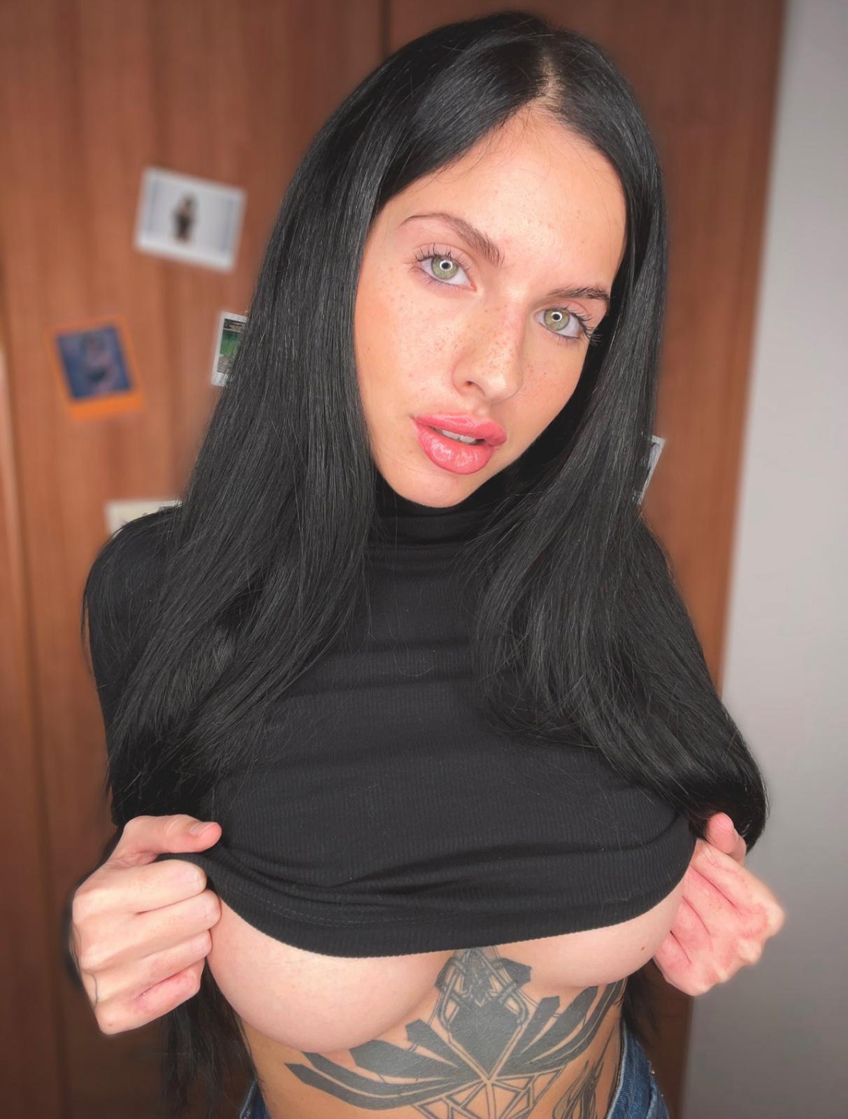 HOOkUPπ¦π
ππππ¦ HOOkUPπ¦π
ππππ¦