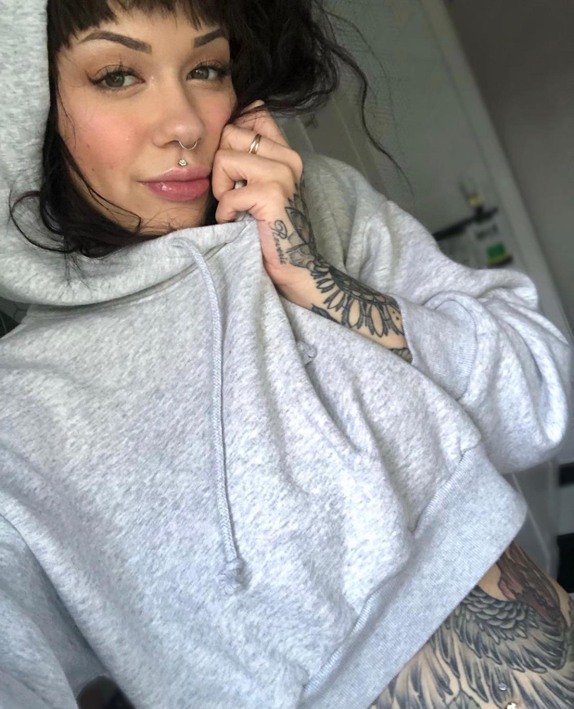 Bella female Escort available for hookup👅🍑❤️ Sc👻 Bella_louck📱 (539) 635-0094 Bella female Escort available for hookup👅🍑❤️ Sc👻 Bella_louck📱 (539) 635-0094