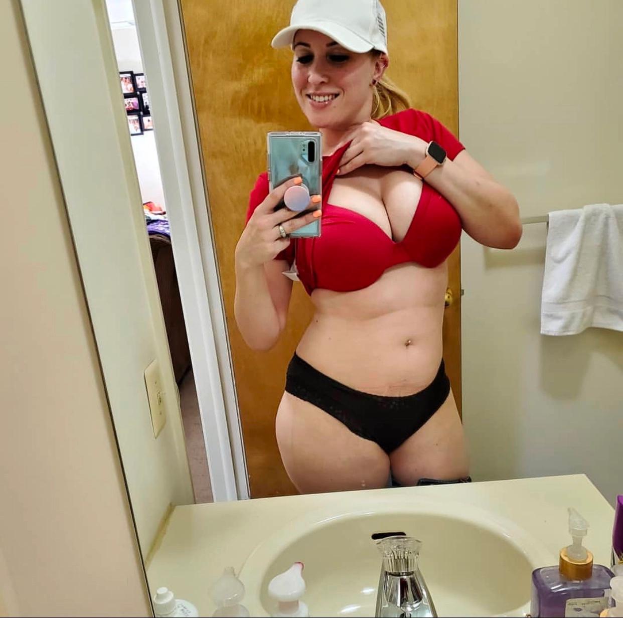 Escort ….HMU Escort ….HMU