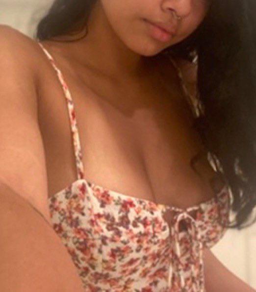 Title : 💯% Real & Ready Now👅🍭Naughty Fun💋My Place Or Yours💋 4176471408 Title : 💯% Real & Ready Now👅🍭Naughty Fun💋My Place Or Yours💋 4176471408