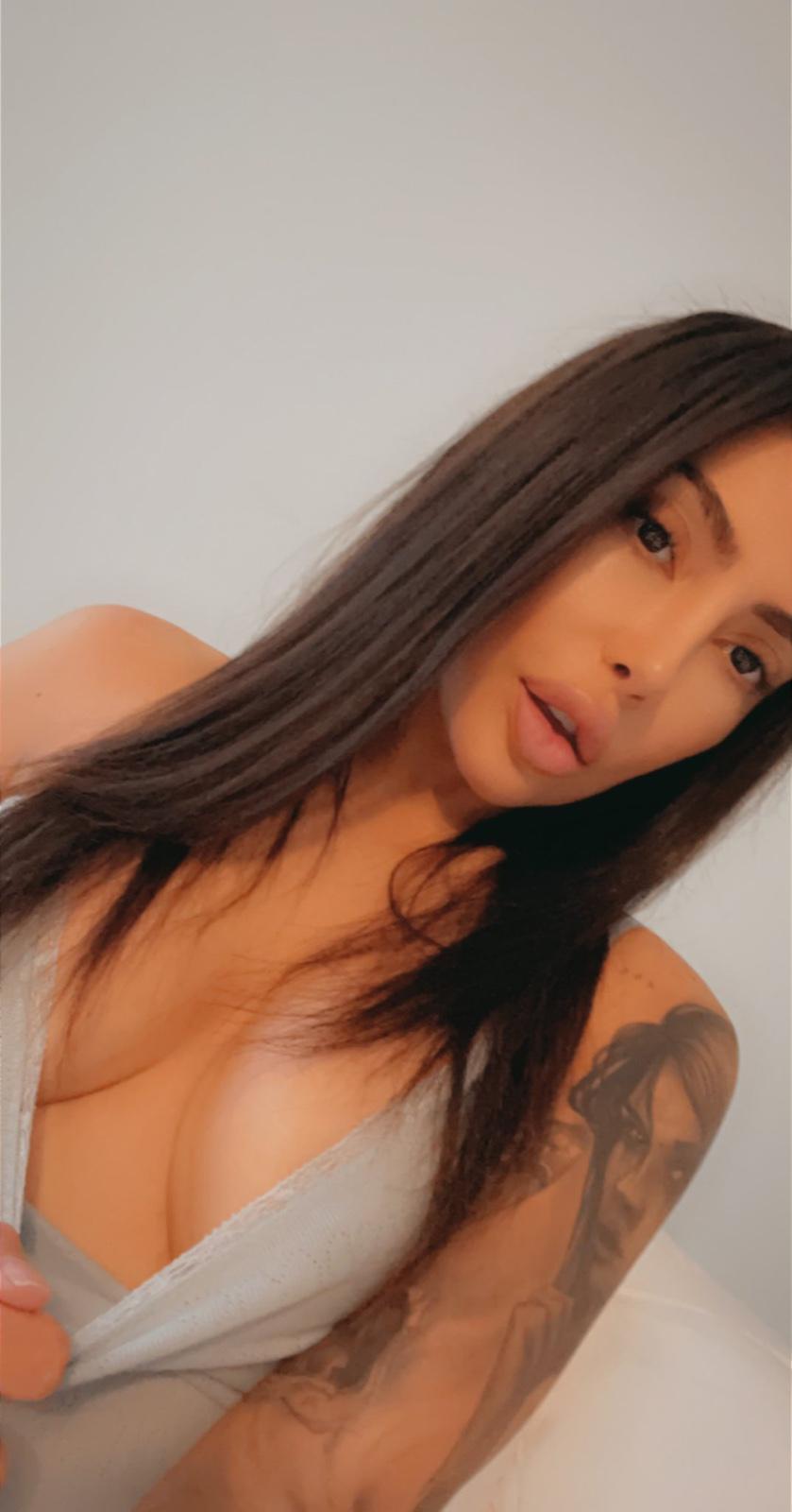 Hmu on Snapchat @haley_lissa22 👅 text on iMessage haleylissa40@gmail.com🤤 Hmu on Snapchat @haley_lissa22 👅 text on iMessage haleylissa40@gmail.com🤤