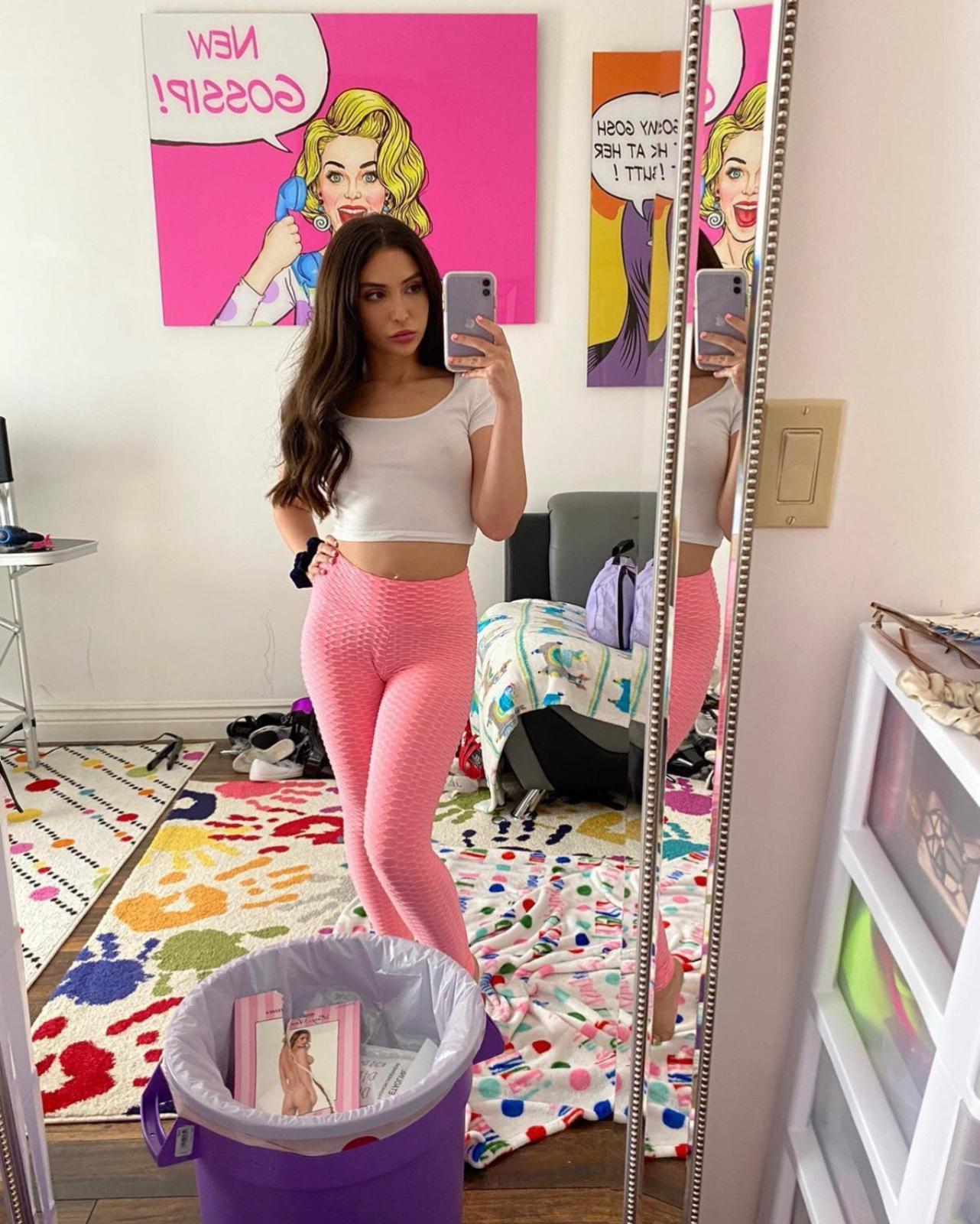Available for fun❤️ Available for fun❤️