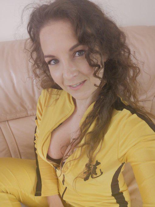 I’m available for incall and outcall services I’m available for incall and outcall services