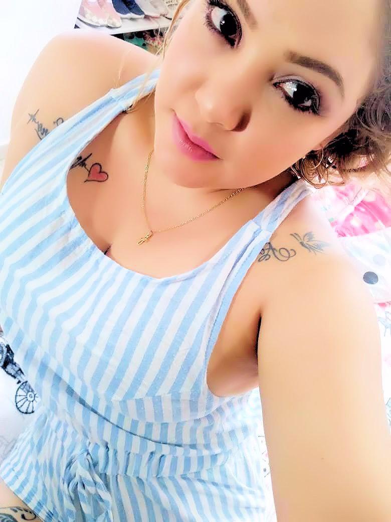 I’m available for hookup I’m independent And a professional hooker I’m available for hookup I’m independent And a professional hooker