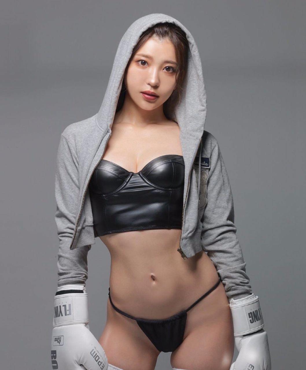 EVER EXPERIENCE/SEX WITH A JAPANESE GIRL BEFORE? EVER EXPERIENCE/SEX WITH A JAPANESE GIRL BEFORE?