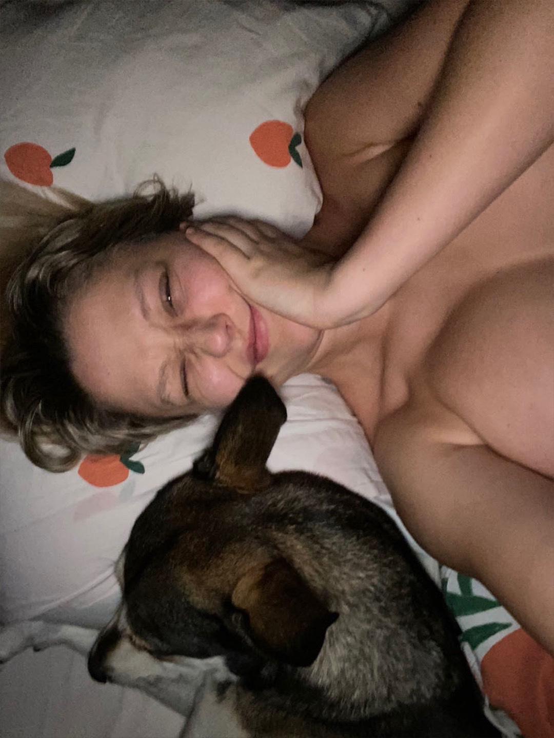 Iβm down for hookup tonight π
π
π
 add my snap kim_luis3 Iβm down for hookup tonight π
π
π
 add my snap kim_luis3