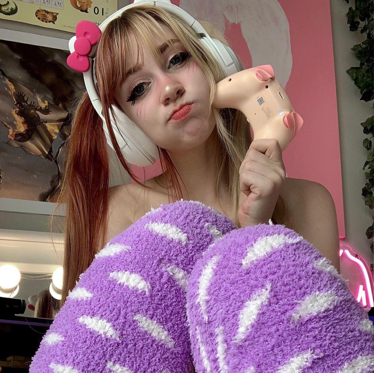 SNAPCHAT: ascarttenlynn ๐๐II squirt a lot ๐ฆ and ready for fun ๐ฅต๐ SNAPCHAT: ascarttenlynn ๐๐II squirt a lot ๐ฆ and ready for fun ๐ฅต๐
