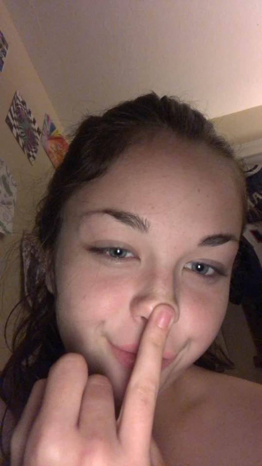 MY WET π¦π¦ π**** IS READY TO TAKE IN SOME GOOD HARD COCK THAT WANT SOME JUICES MY WET π¦π¦ π**** IS READY TO TAKE IN SOME GOOD HARD COCK THAT WANT SOME JUICES