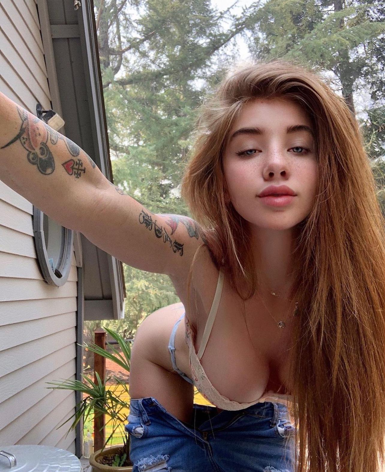 HOOKUP SEX ππ¦πβοΈπ HOOKUP SEX ππ¦πβοΈπ