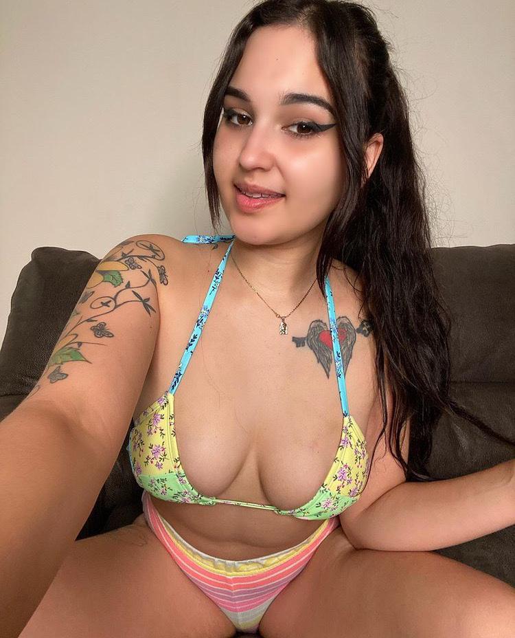 I’m available for hookup service I’m available for hookup service