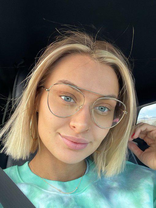 Available for Hookup ❤️😍🥵 Text my Num/snap @helenanna2021 Available for Hookup ❤️😍🥵 Text my Num/snap @helenanna2021