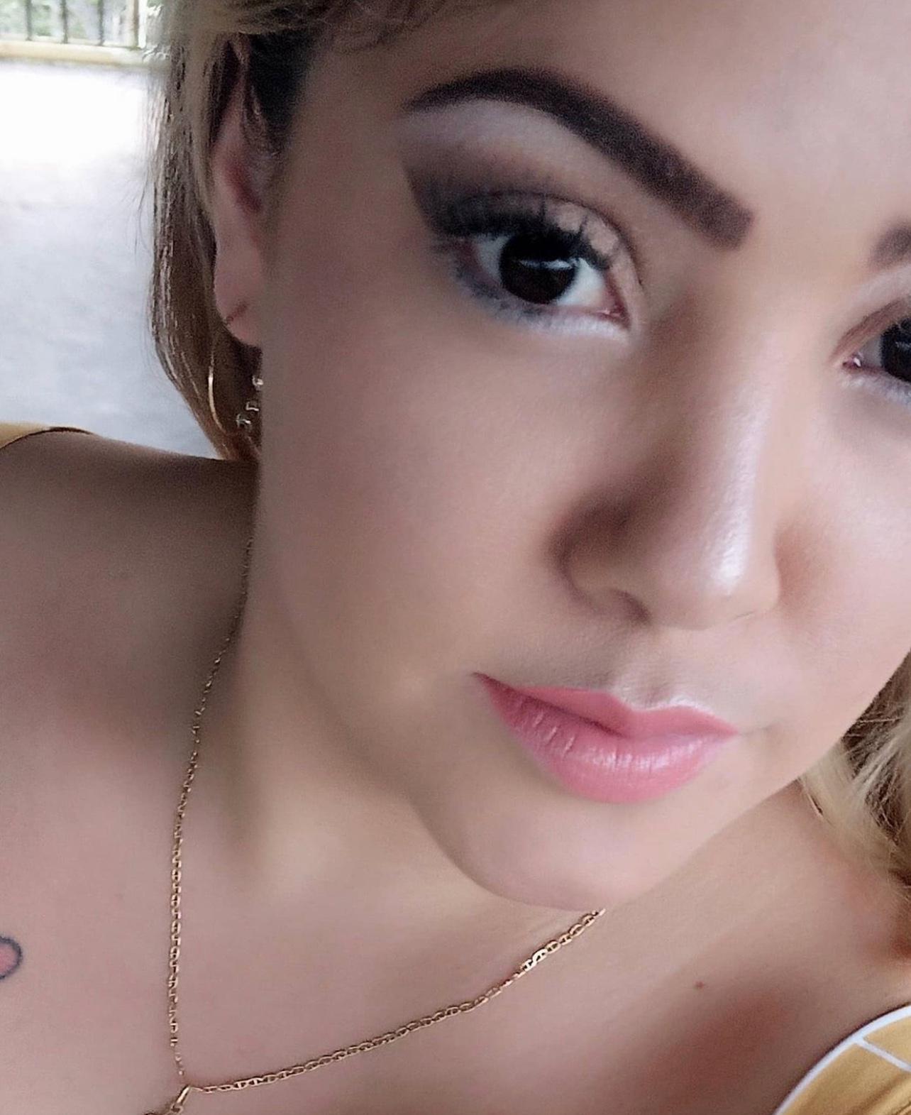 I’m available for hookup I’m independent And a professional hooker I’m available for hookup I’m independent And a professional hooker