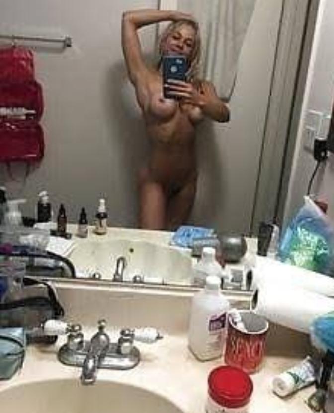 I'm available for both incall and outcall service I'm available for both incall and outcall service