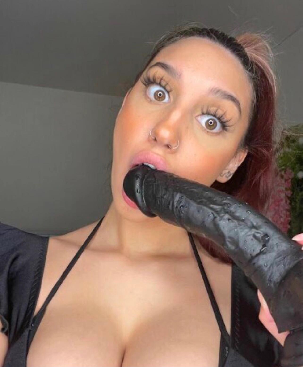 Hookup and Massages add me up on Snapchat : jesse_nichole22 🥰🥰& 7472351341 Hookup and Massages add me up on Snapchat : jesse_nichole22 🥰🥰& 7472351341