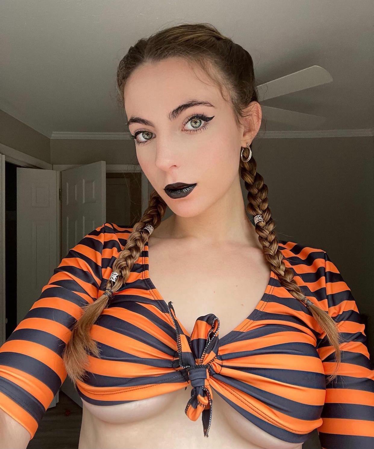 Hello baby,do you wanna have fun? I’m available for both Incall and out call Hello baby,do you wanna have fun? I’m available for both Incall and out call