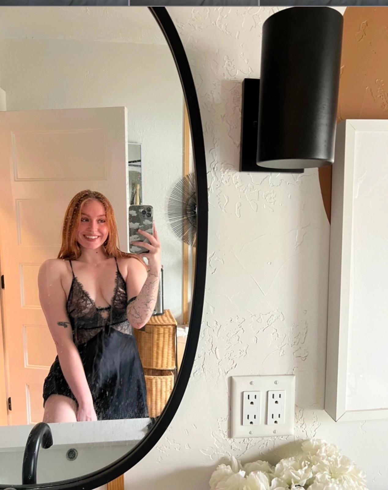 * HORNY? COME AND FUCK ME 🍑RIGHT 🍑NOW * HORNY? COME AND FUCK ME 🍑RIGHT 🍑NOW