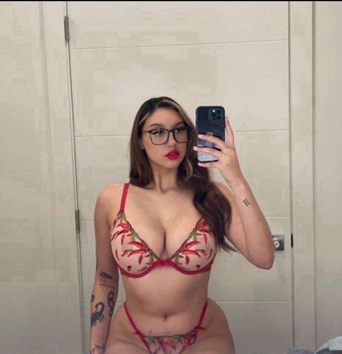 Hi👋 you're down to f**k?😻HMU 😉on (916) 365-2064 or on Snapchat doristhorton Hi👋 you're down to f**k?😻HMU 😉on (916) 365-2064 or on Snapchat doristhorton
