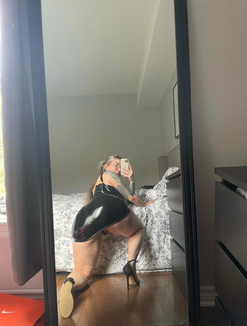 Looking for an amazing time, or perhaps something sensual and kinky?ππππ¦ Looking for an amazing time, or perhaps something sensual and kinky?ππππ¦