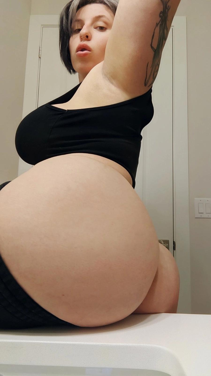 Available For Sex Hookup Fun To Be With Very Submissive🍑👅 Available For Sex Hookup Fun To Be With Very Submissive🍑👅