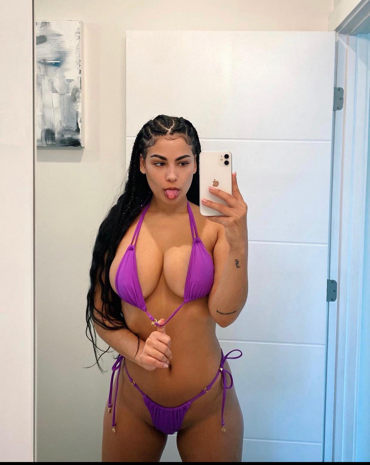 LOOKING🍭4🍬D🍦SWEETEST🍼MILKY💦JUICY🌧WET🍇**🍓SEND A DM LOOKING🍭4🍬D🍦SWEETEST🍼MILKY💦JUICY🌧WET🍇**🍓SEND A DM