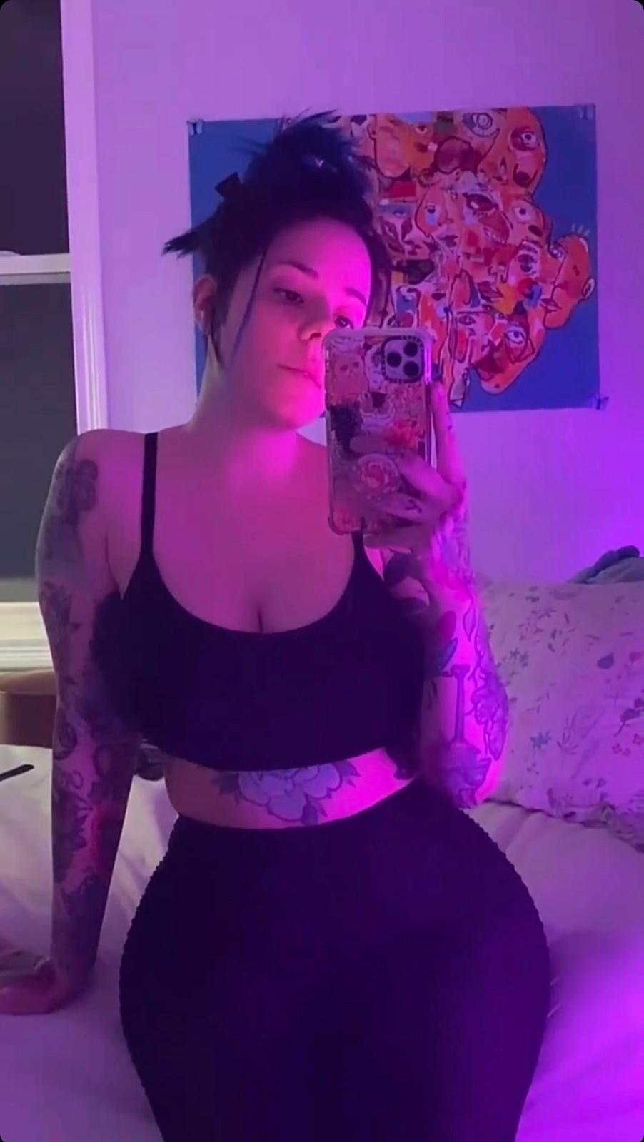 I’m down down for hookup and body massage services therapy I’m down down for hookup and body massage services therapy