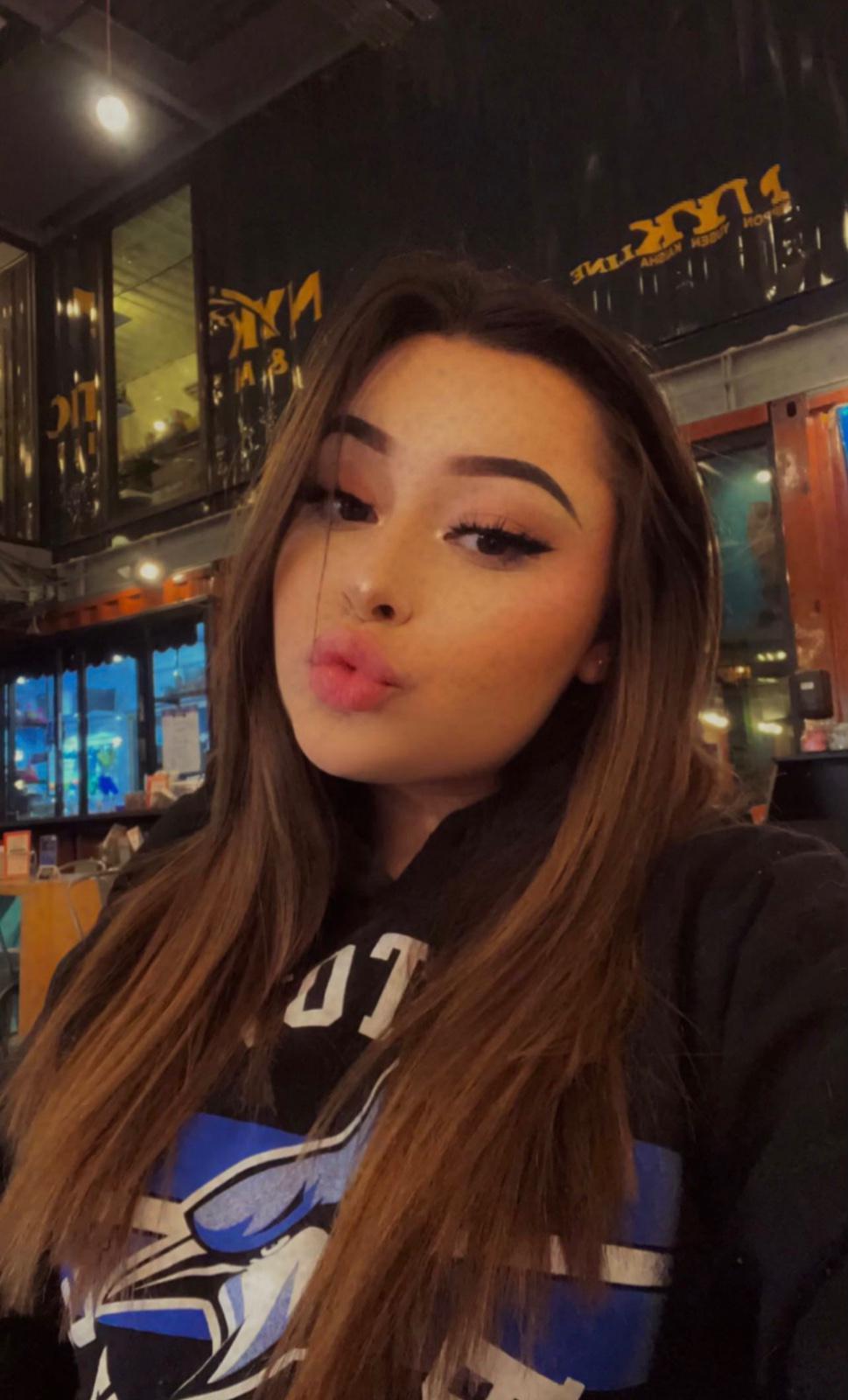 Naughty Leslie here to pleasure 🥵🥵🥵🥵 Naughty Leslie here to pleasure 🥵🥵🥵🥵