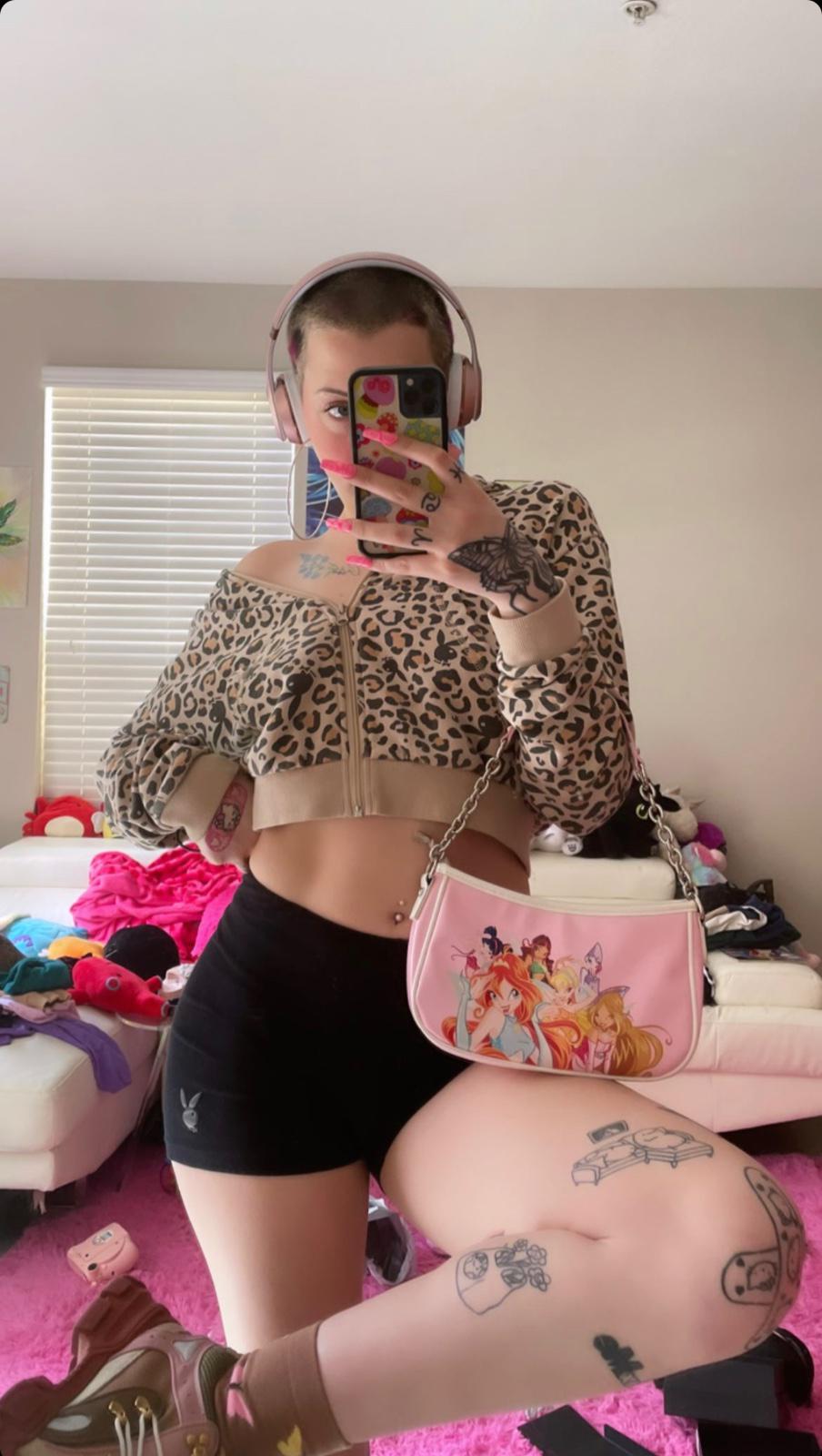 I take cash for hook up U down ? I take cash for hook up U down ?