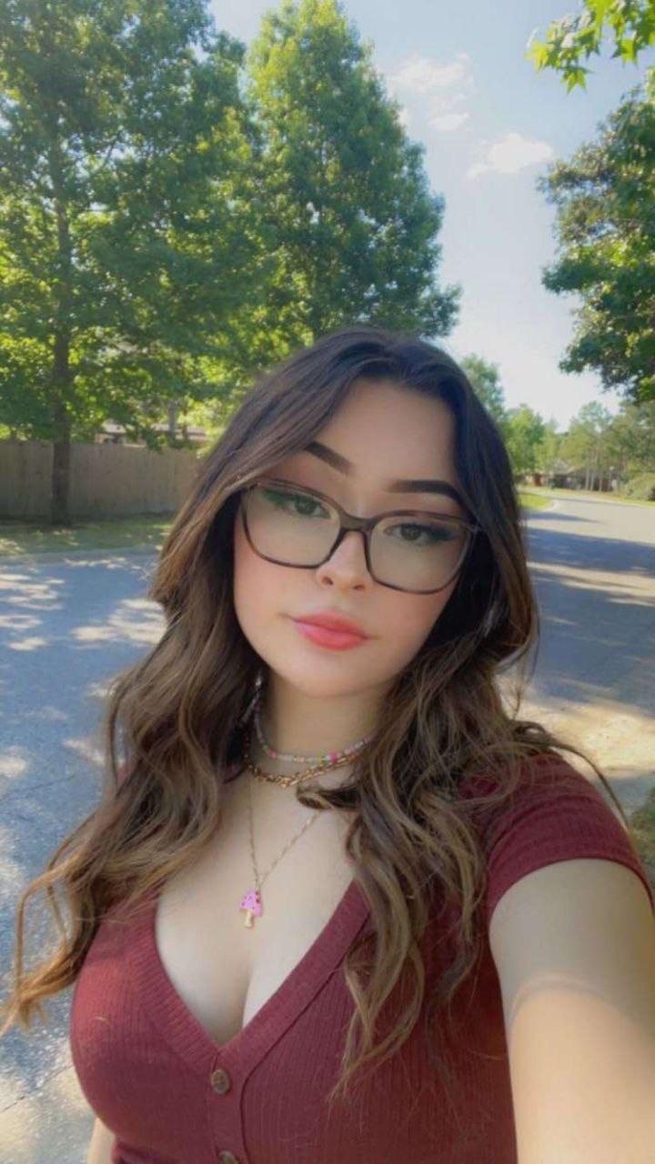 Hookup/outcall Hookup/outcall