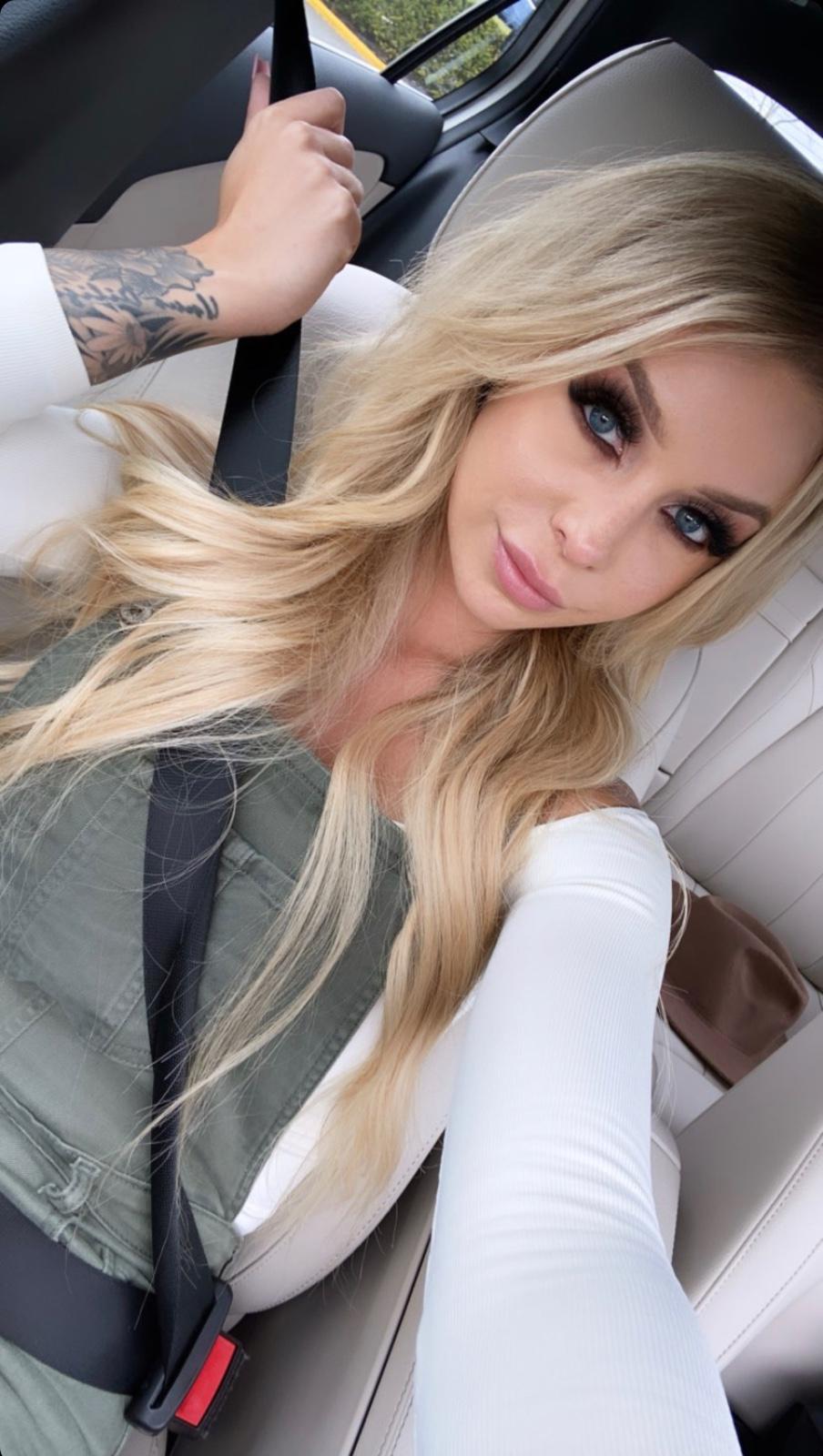 DOWN TO FUCK DOWN TO FUCK