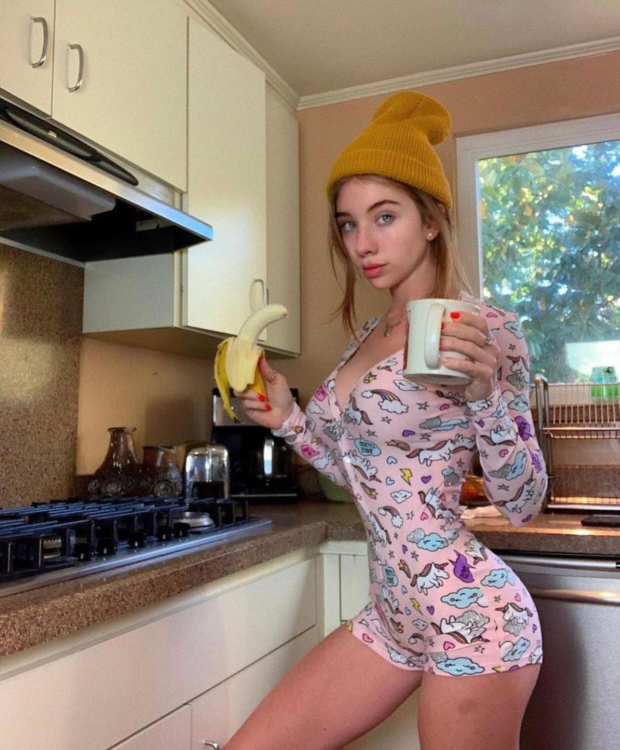 I’m available for hookup🍑hit me up on cell: 6176818331 Snapchat:Kateanissa22 I’m available for hookup🍑hit me up on cell: 6176818331 Snapchat:Kateanissa22